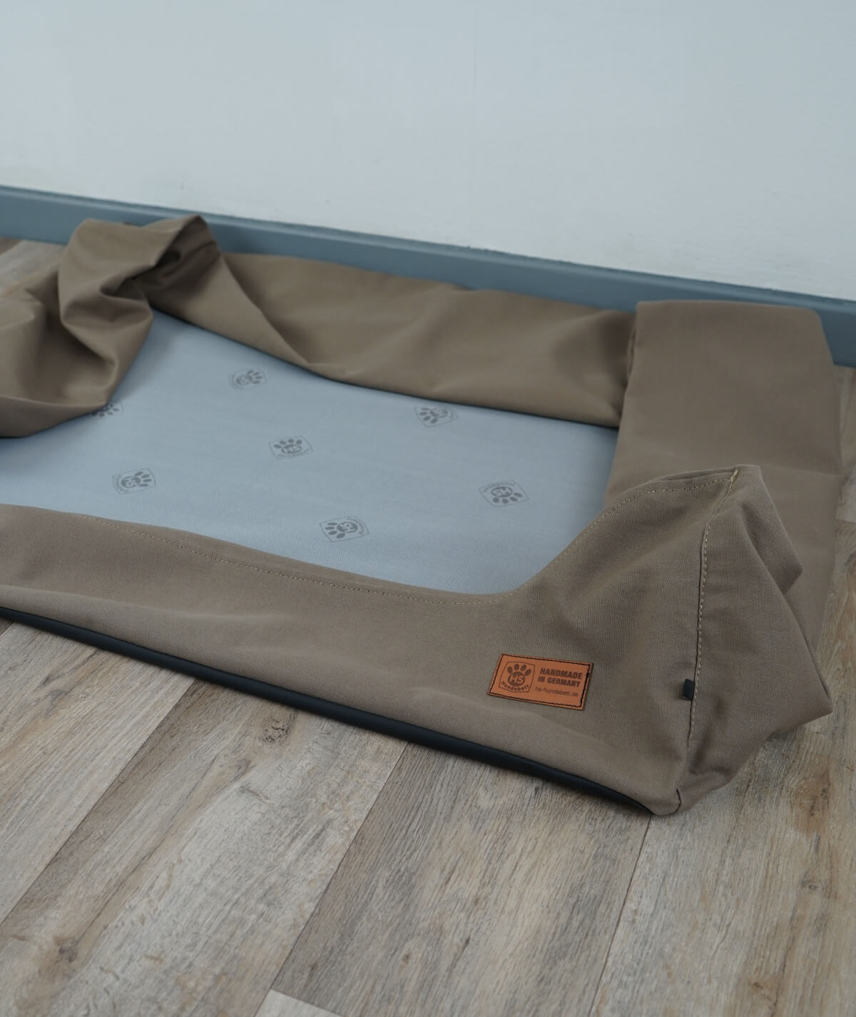Replacement cover exterior for deluxe cord cuddle bed with entry