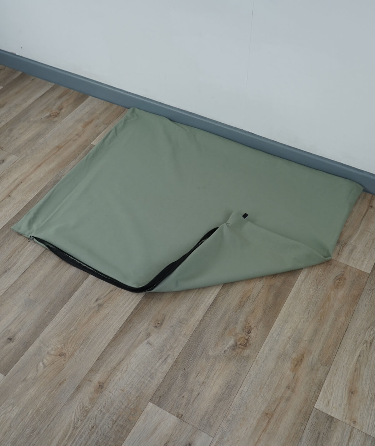 Replacement cover inner for deluxe cuddle bed corduroy