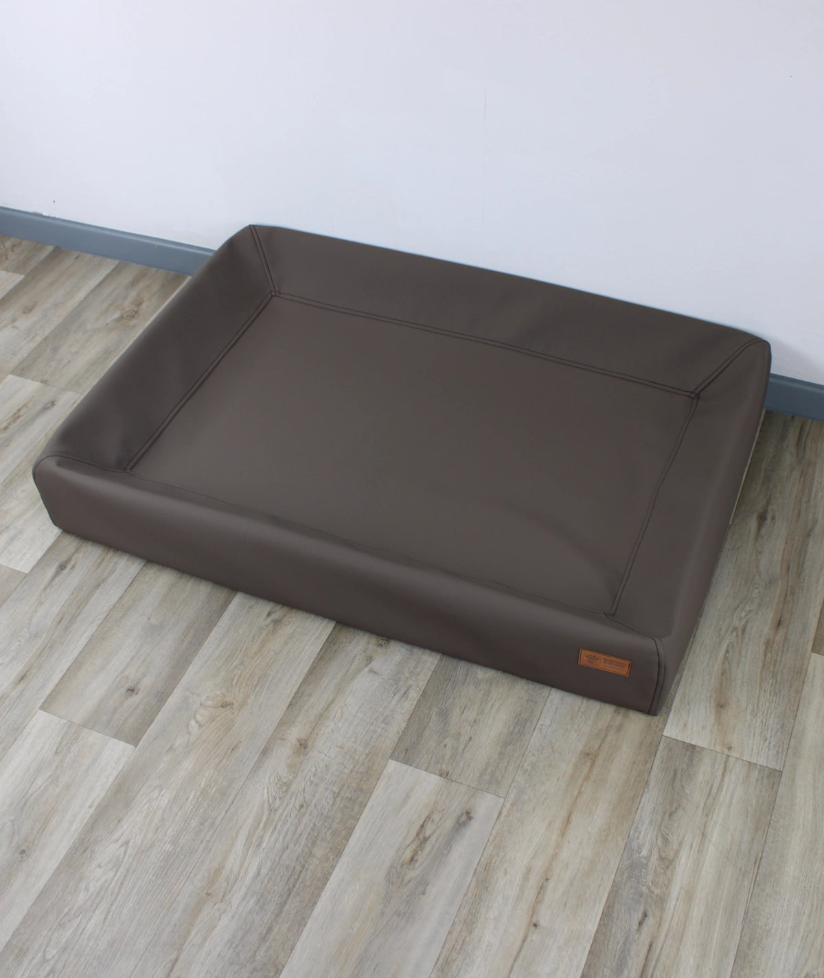 Orthopädisches Hundebett Lucy aus Kunstleder – pflegeleicht & robust