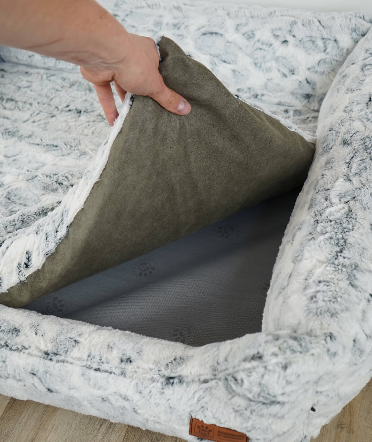 Dog bed cuddle bed deluxe with entry orthopedic
