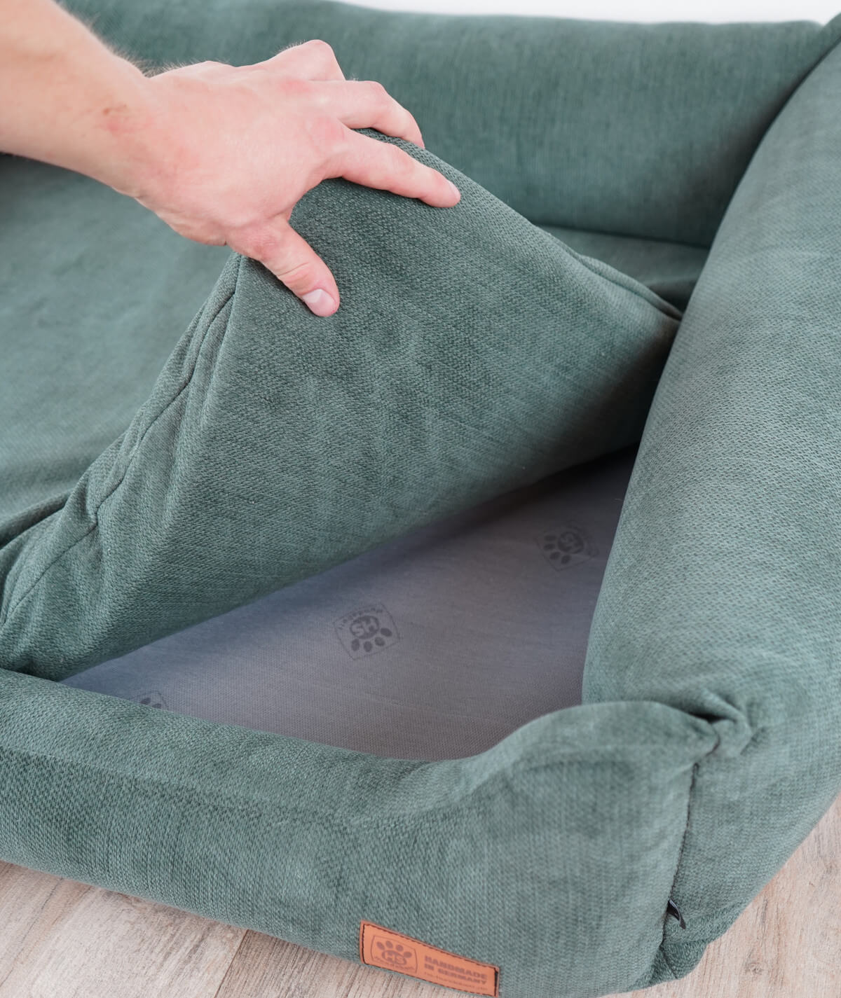 Hundebett Kuschelbett Deluxe Polsterstoff mit Einstieg orthopädisch
