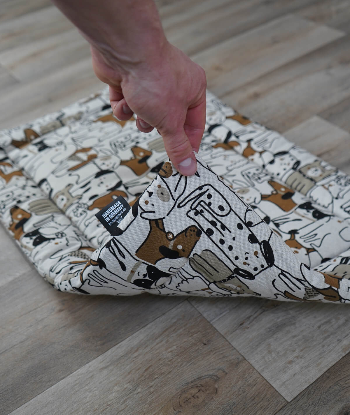 Dog blanket cord with filling