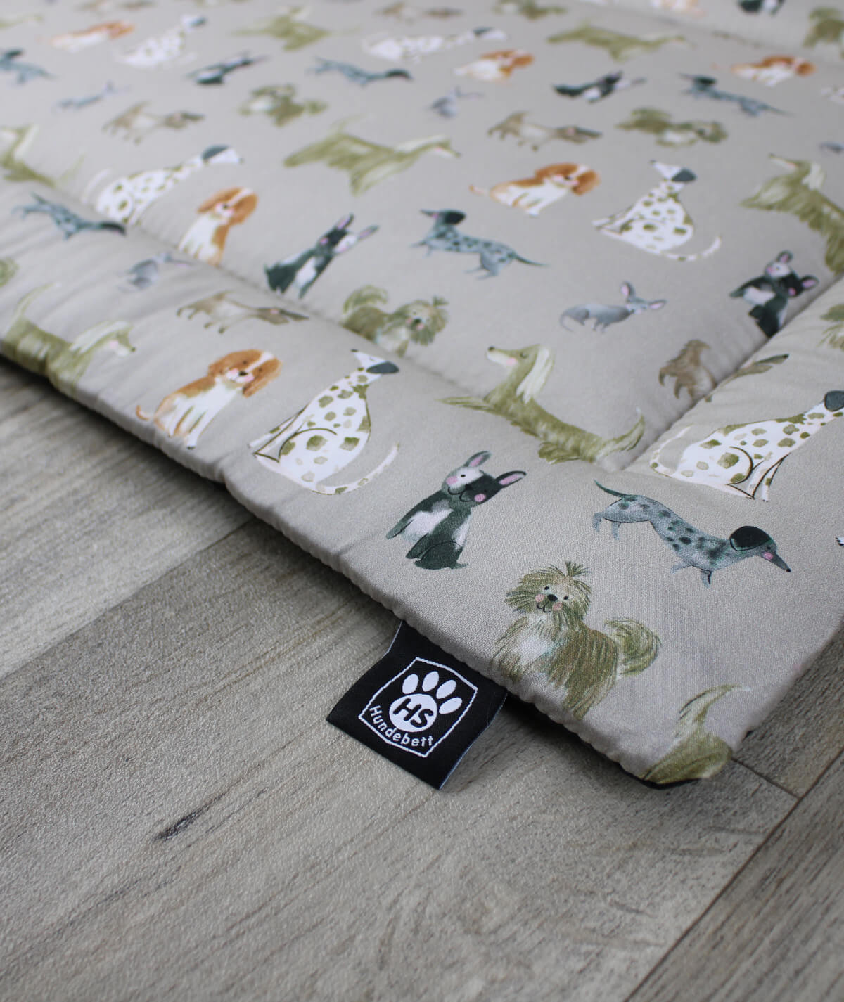 Cotton summer duvet with padding and anti-slip