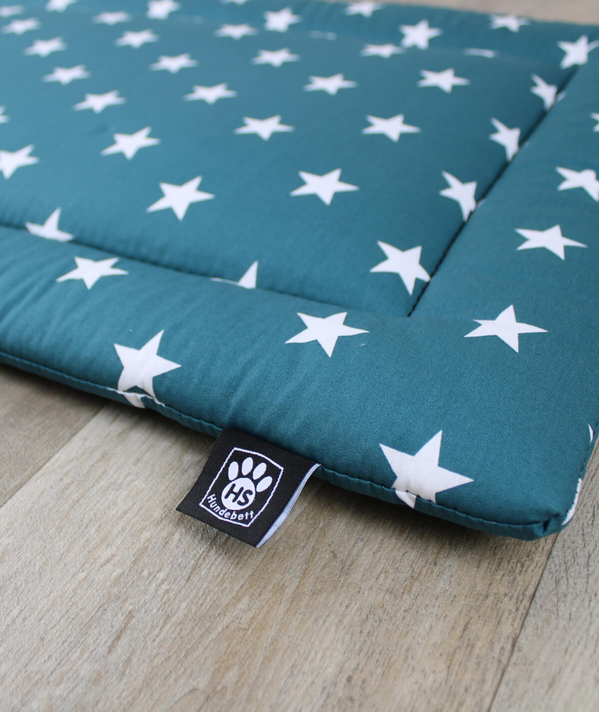Cotton summer duvet with padding and anti-slip