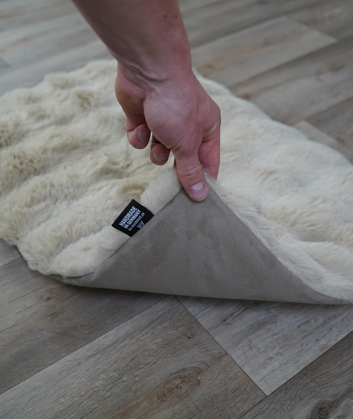 Dog blanket cord with filling