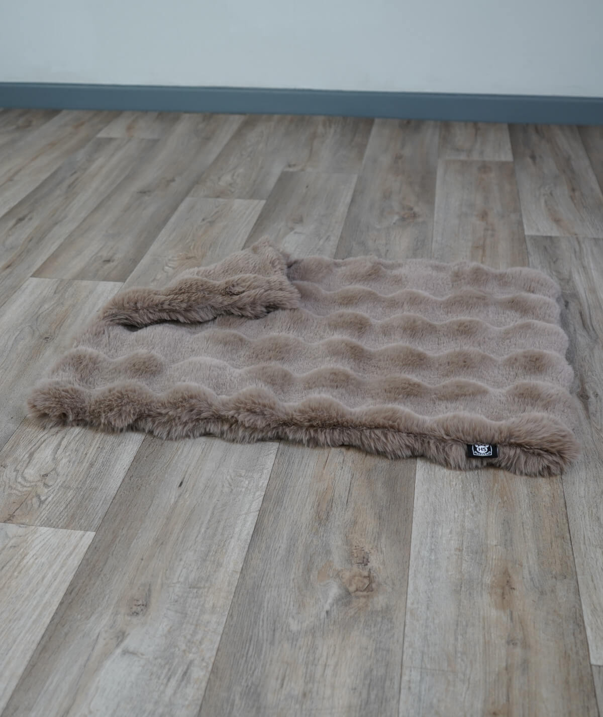 Dog blanket cord with filling