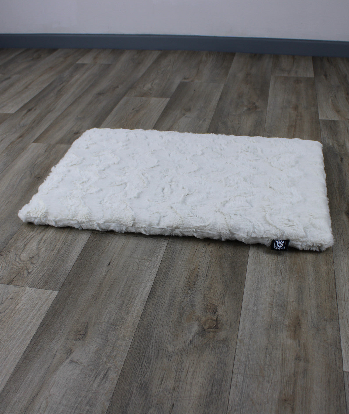 Exclusive dog blanket with plain color filling