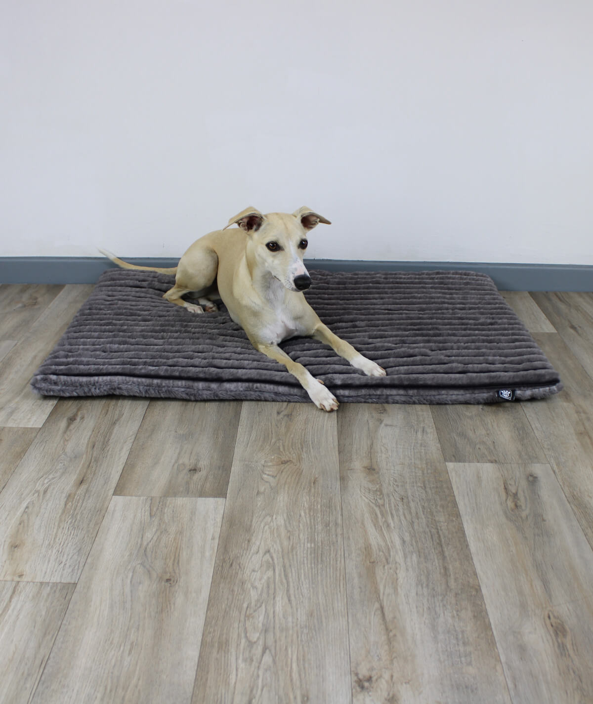 Hundedecke Exklusiv Stripes mit Antirutsch und Füllung