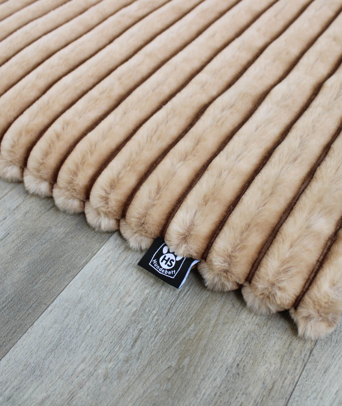 Hundedecke Exklusiv Stripes mit Füllung – weich, stilvoll & waschbar