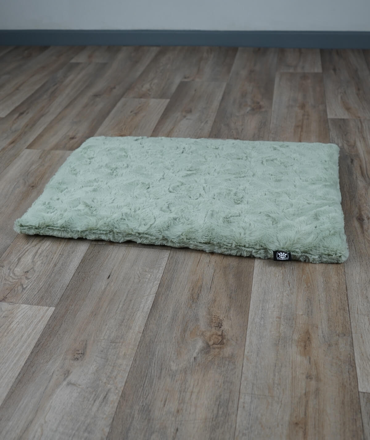 Exclusive dog blanket with plain color filling