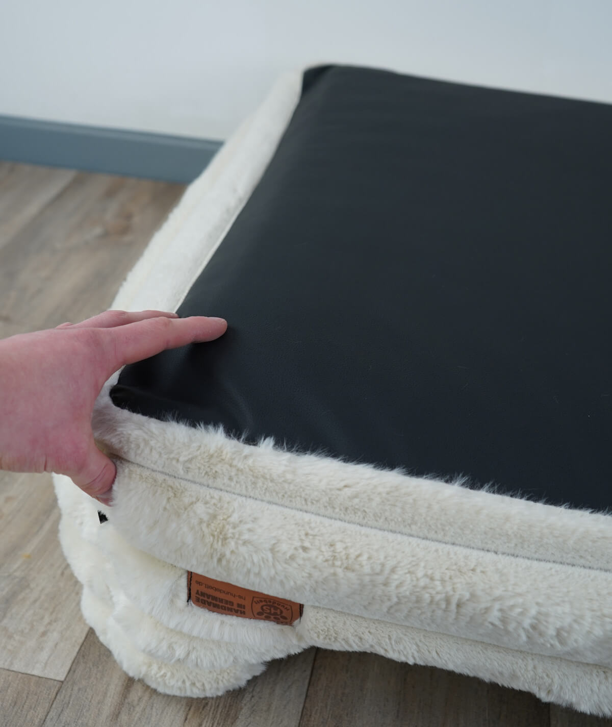 Hundebett Kuschelbett Deluxe High Exklusiv mit Einstieg orthopädisch