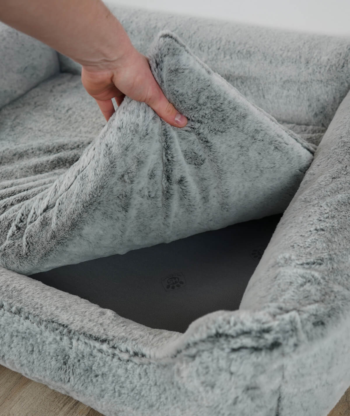 Hundebett Kuschelbett Deluxe High Exklusiv mit Einstieg orthopädisch