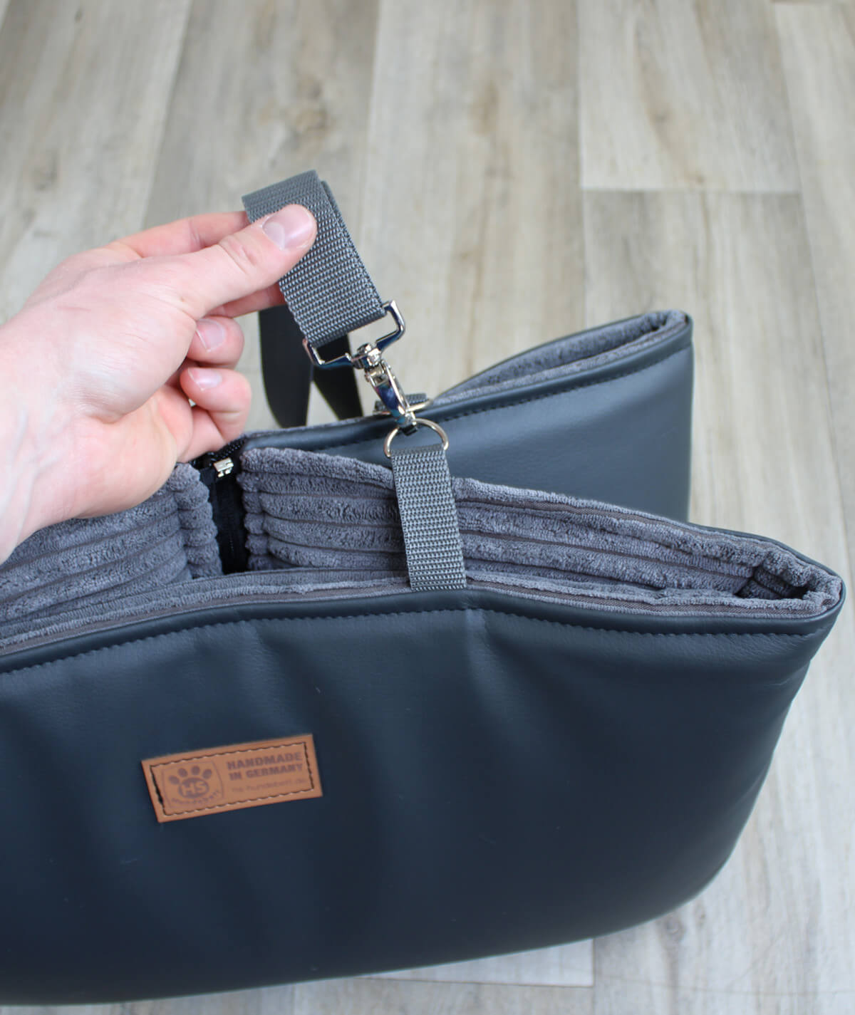 Elegante Outdoor-Tasche für unterwegs