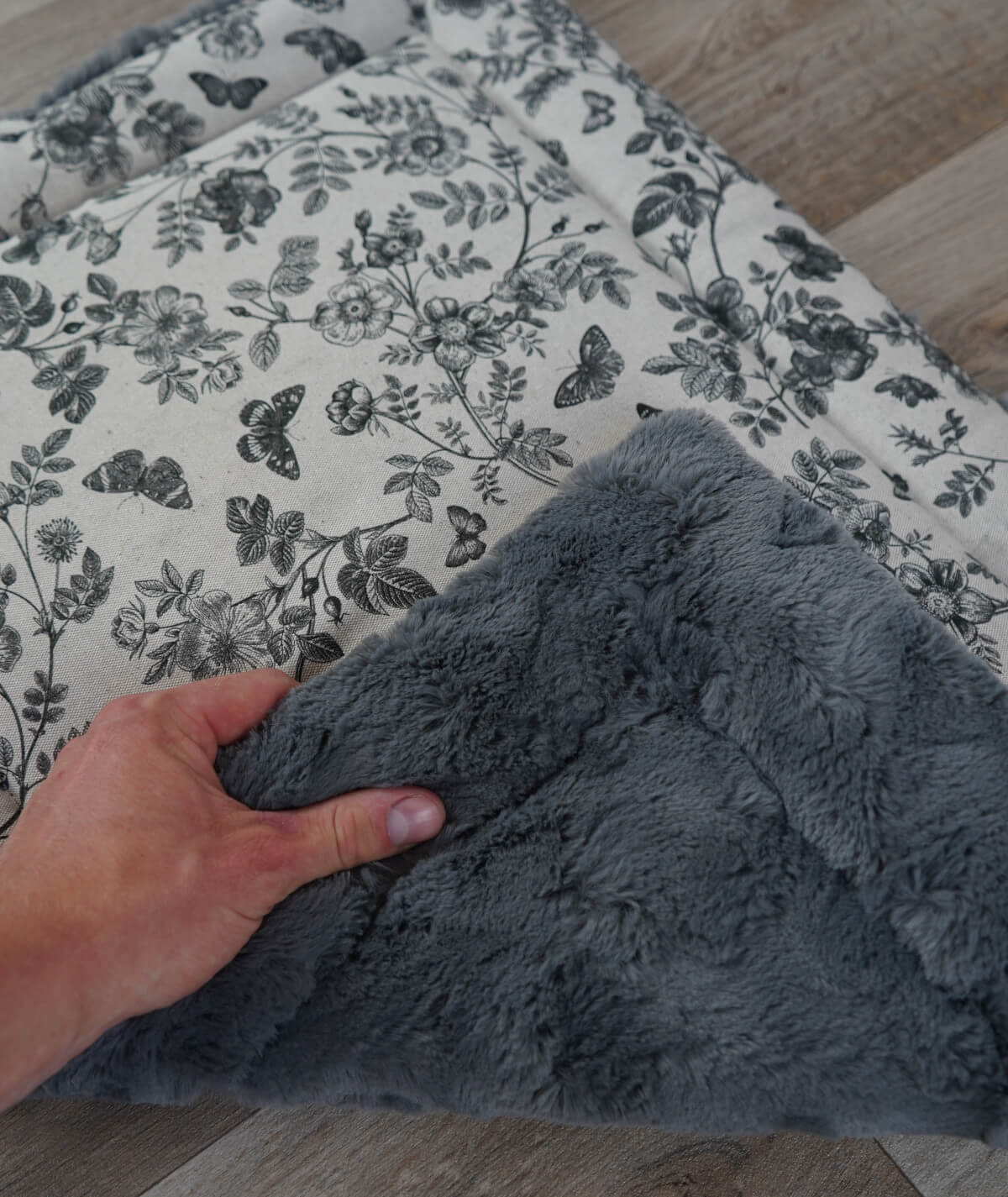 Cotton summer blanket with filling
