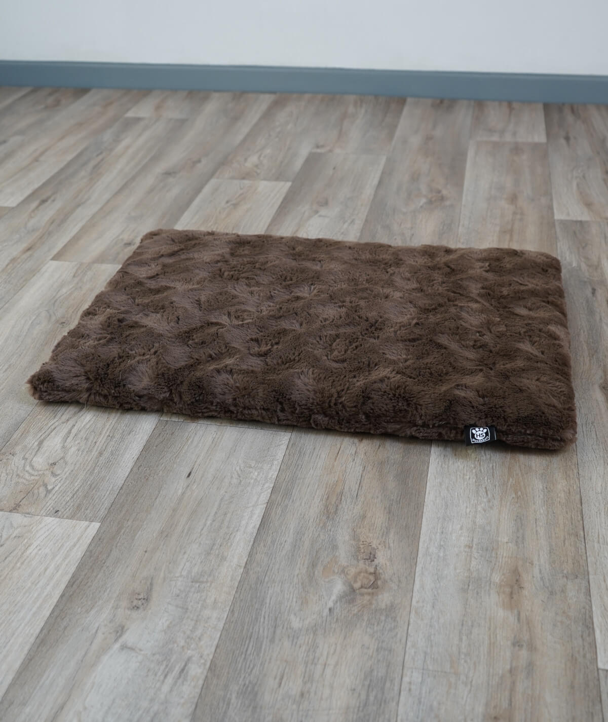 Exclusive dog blanket with plain color filling
