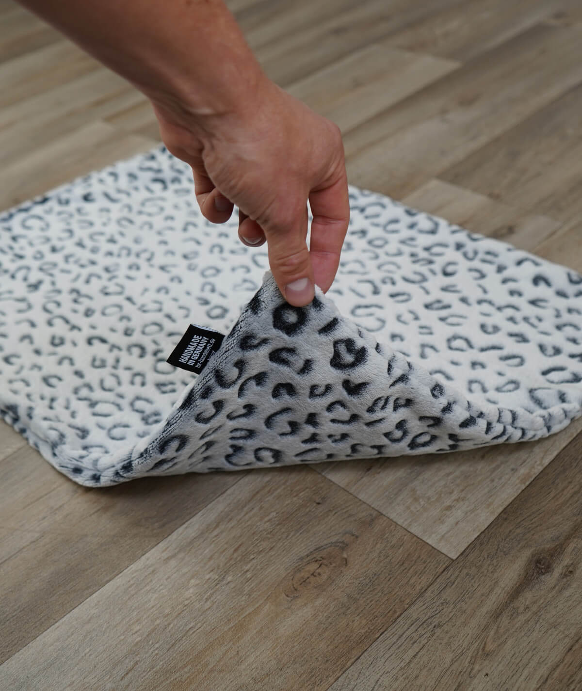Hundedecke aus Motiv-Fleece ohne Füllung – weich, flexibel & waschbar