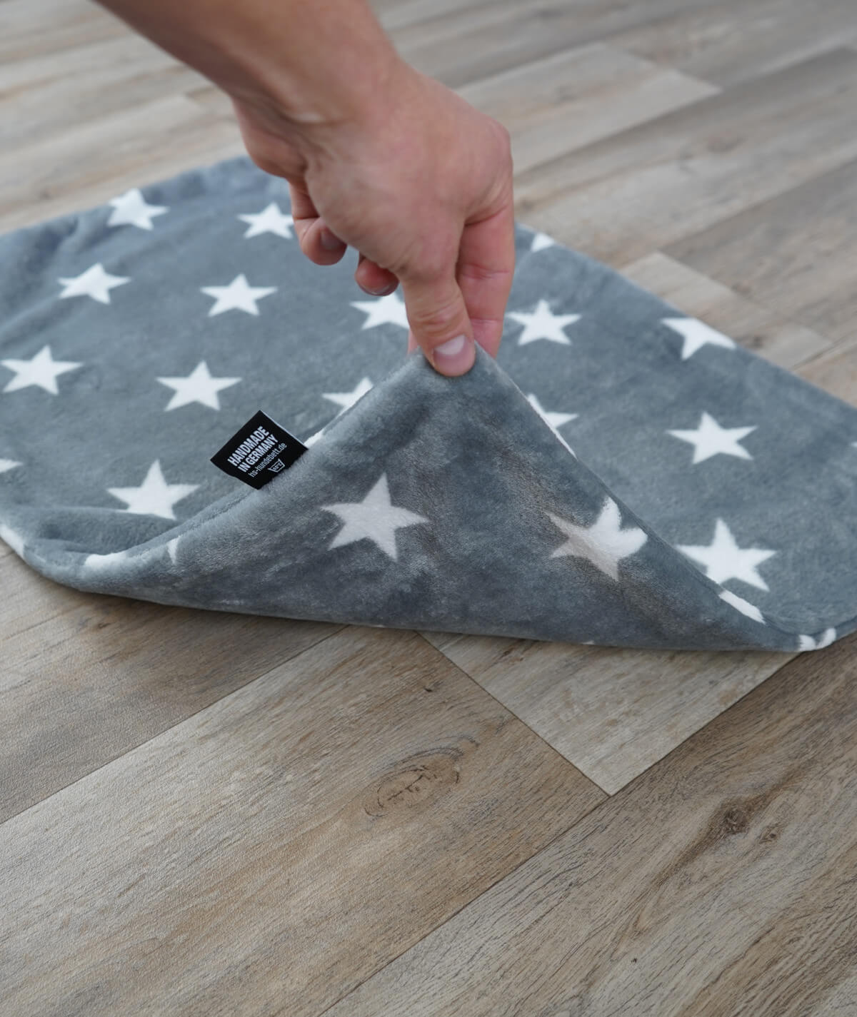 Hundedecke aus Motiv-Fleece ohne Füllung – weich, flexibel & waschbar