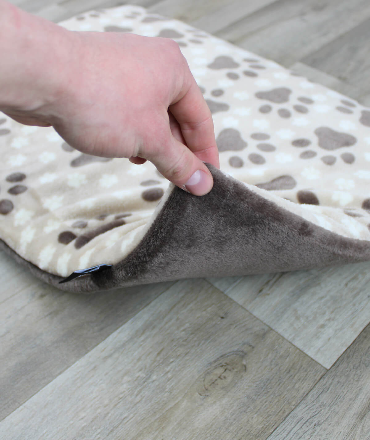 Hundedecke aus Motiv-Fleece mit Füllung – weich, gemütlich & waschbar