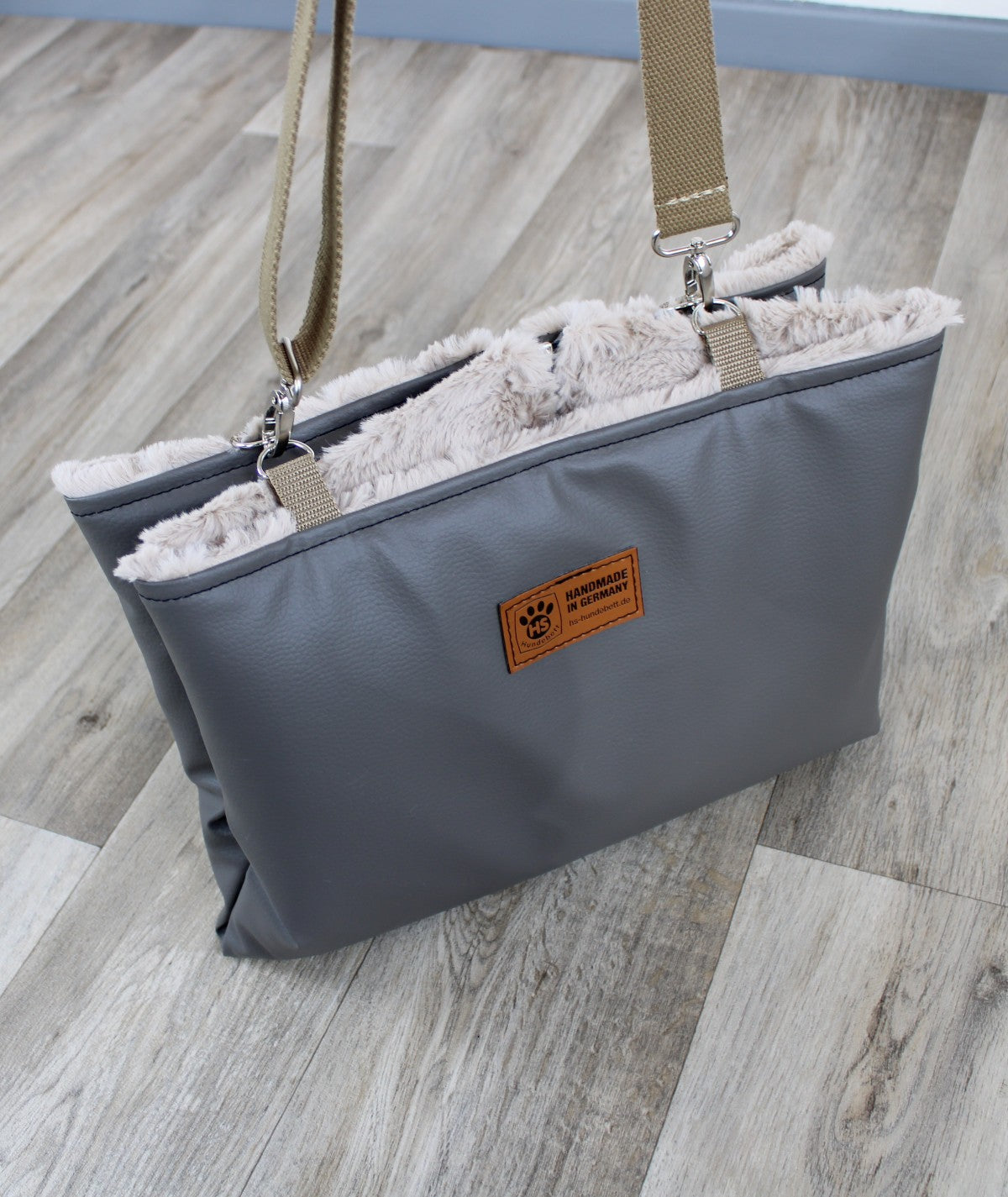 Elegante Outdoor-Tasche für unterwegs