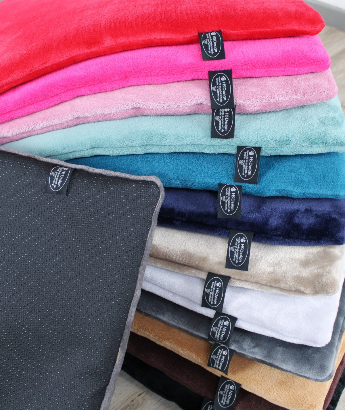 Antirutschdecke Einfarbig mit Füllung