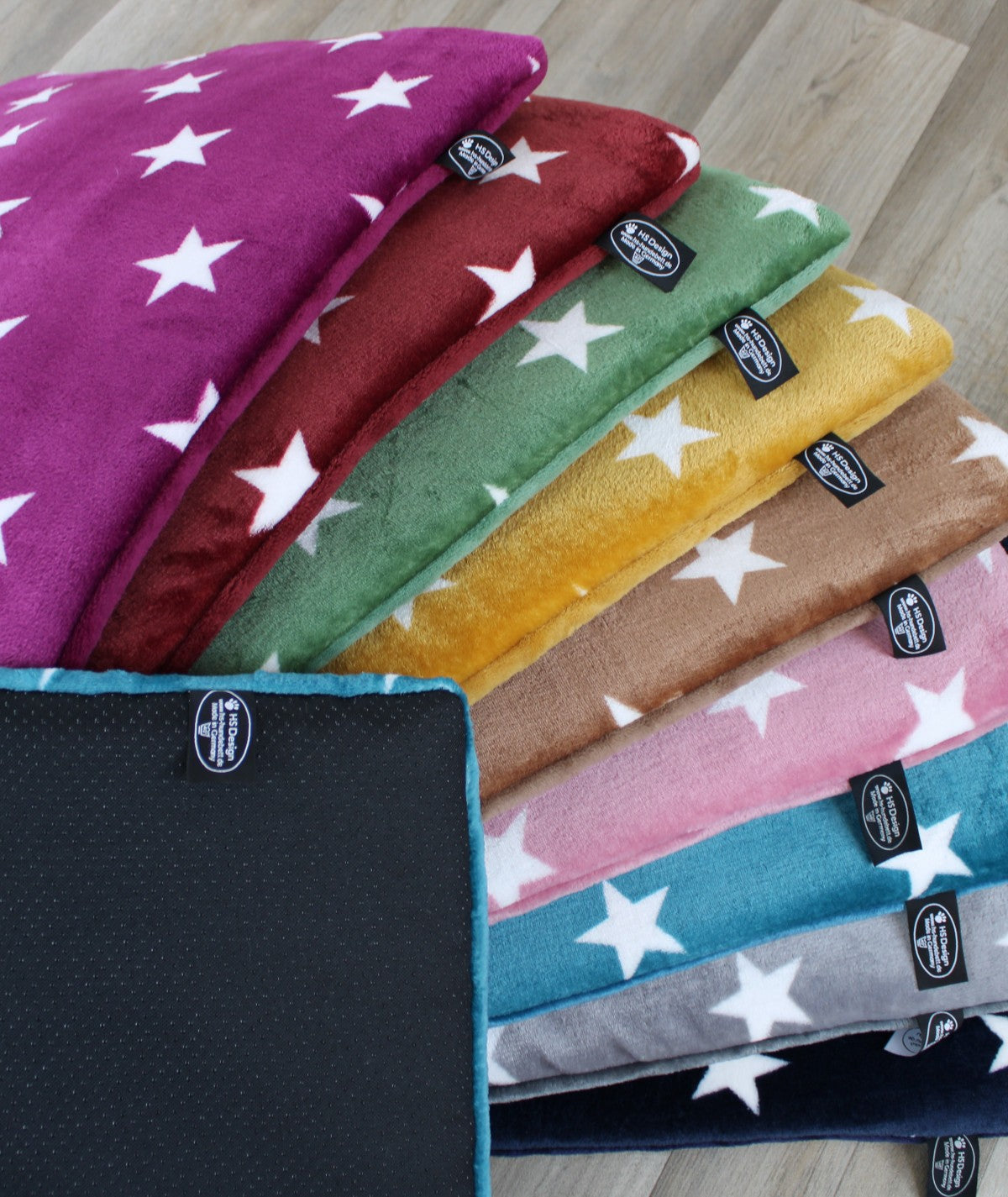 Antirutsch Sternchendecke mit Füllung