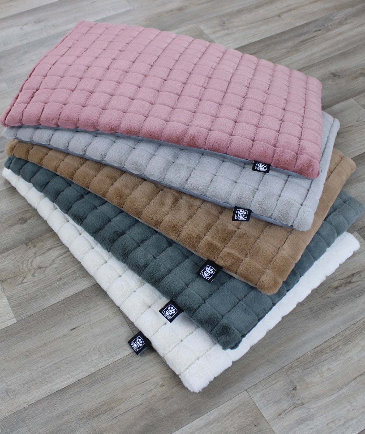 Exklusiv Waffeldecke mit Füllung und Alcantara