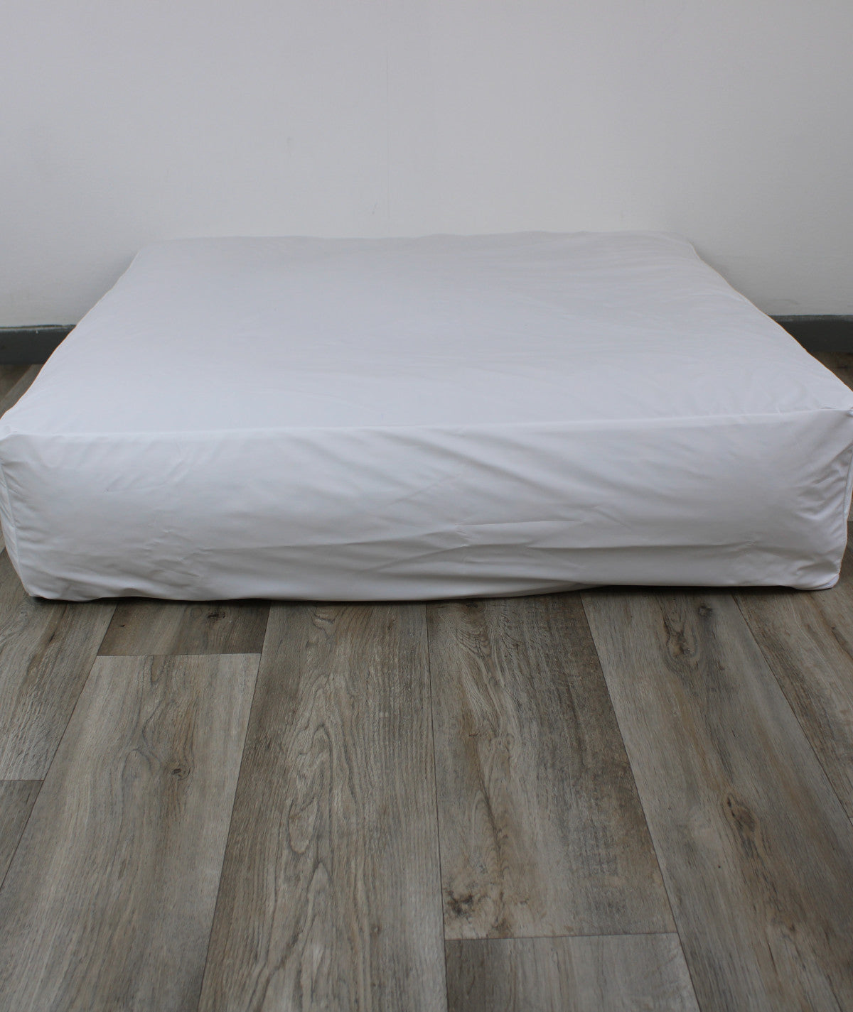 AirleXX square orthopedic dog bed