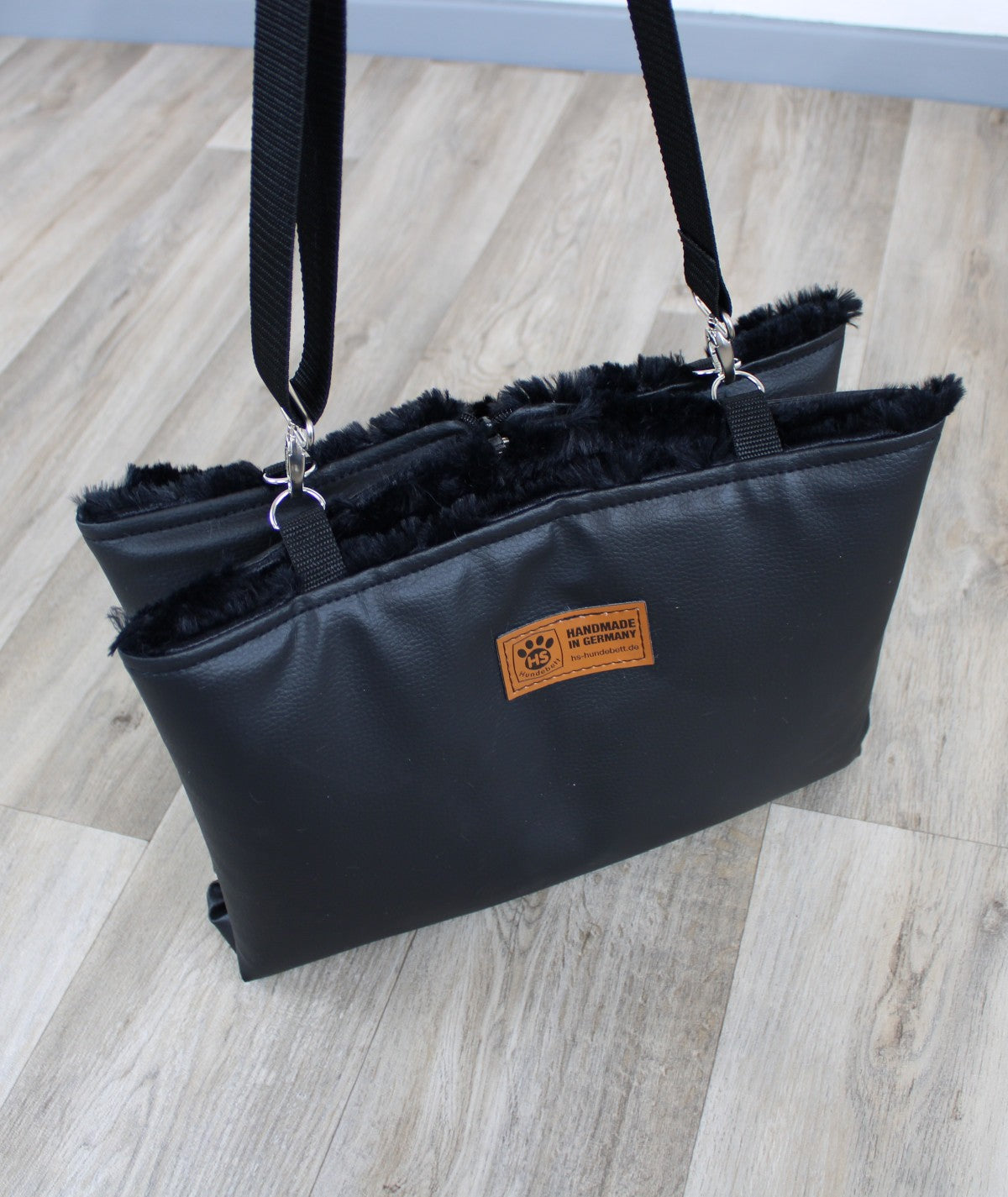 Elegante Outdoor-Tasche für unterwegs