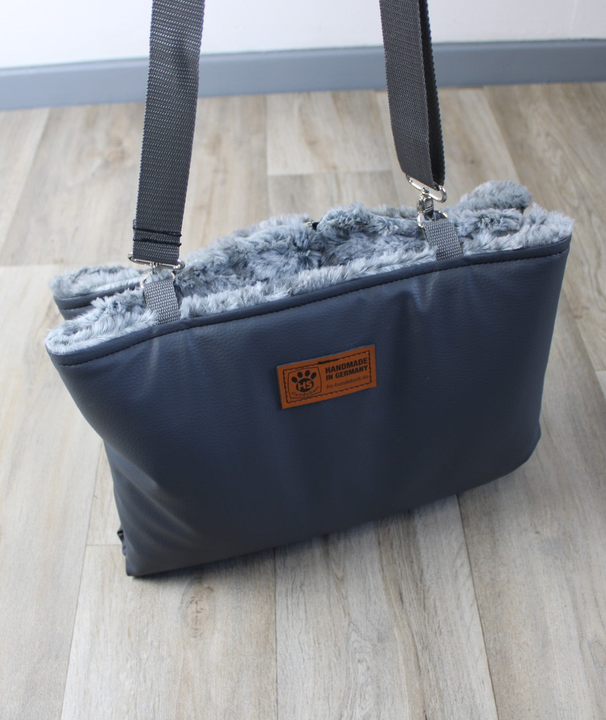Elegante Outdoor-Tasche für unterwegs
