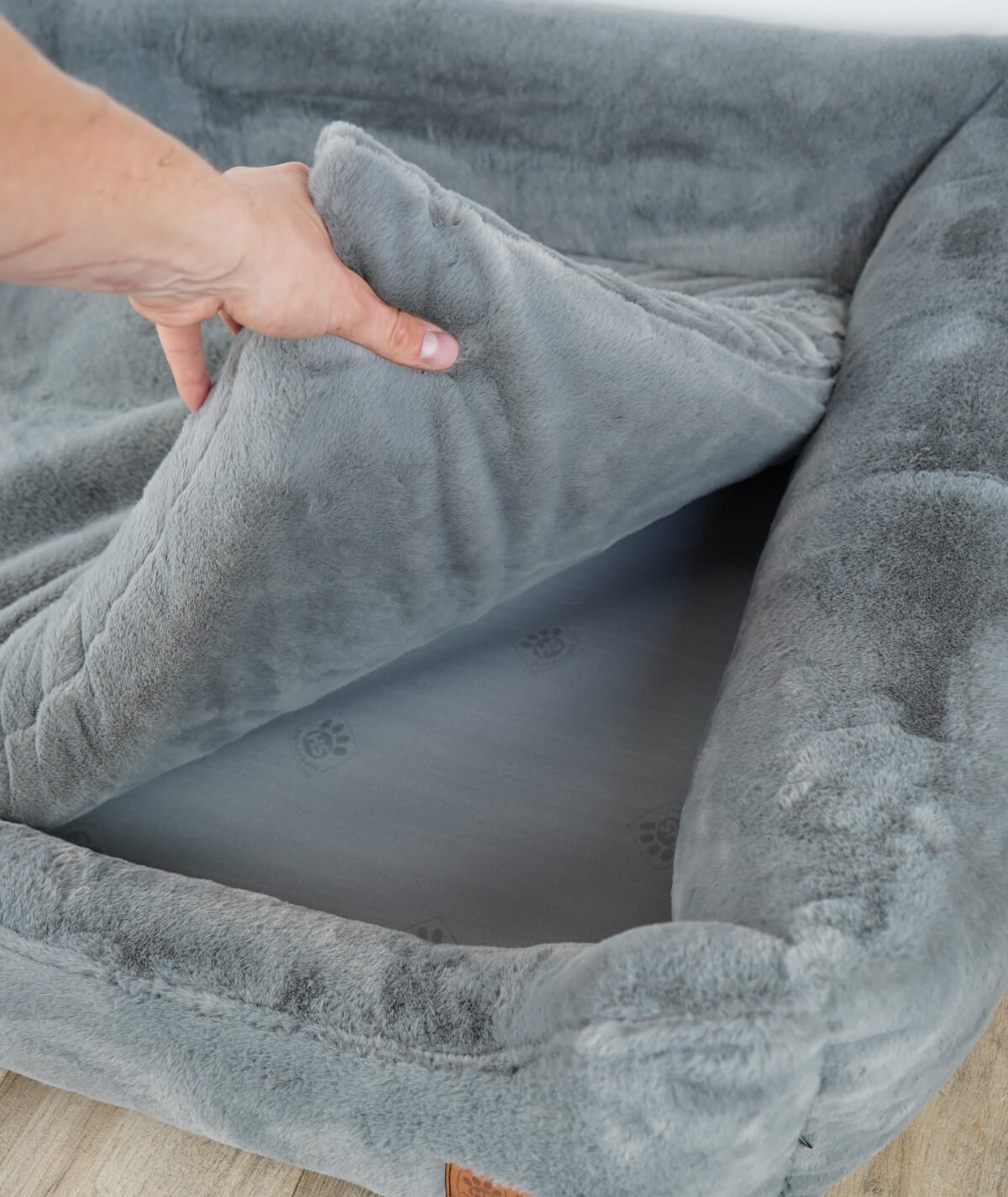 Hundebett Kuschelbett Deluxe High Exklusiv mit Einstieg orthopädisch