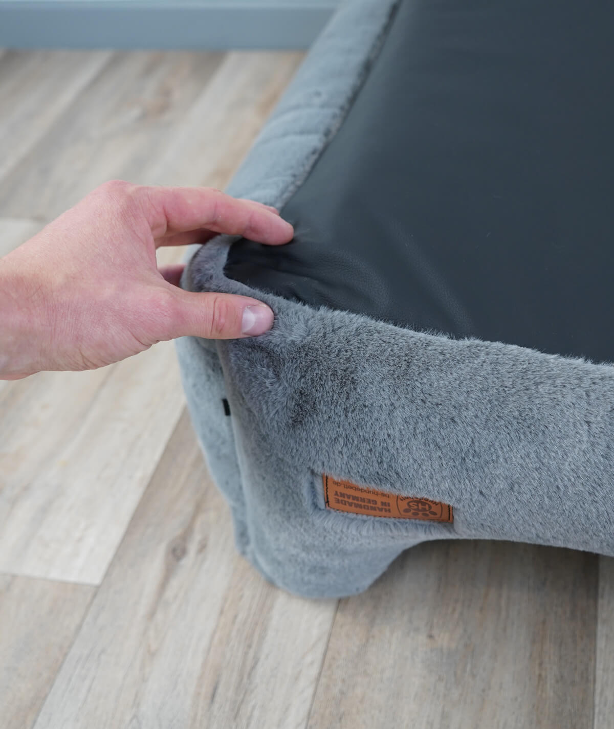 Hundebett Kuschelbett Deluxe High Exklusiv mit Einstieg orthopädisch
