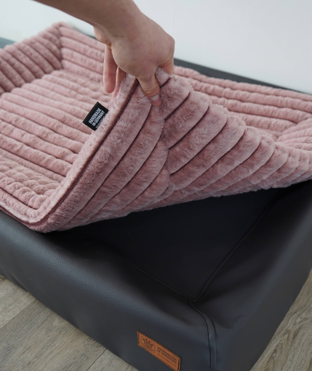 Inlay Cord Dog Blanket for Dog Bed Lucy