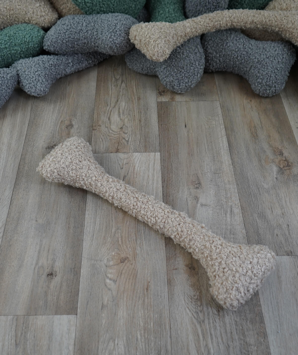 Toy Shake Bone