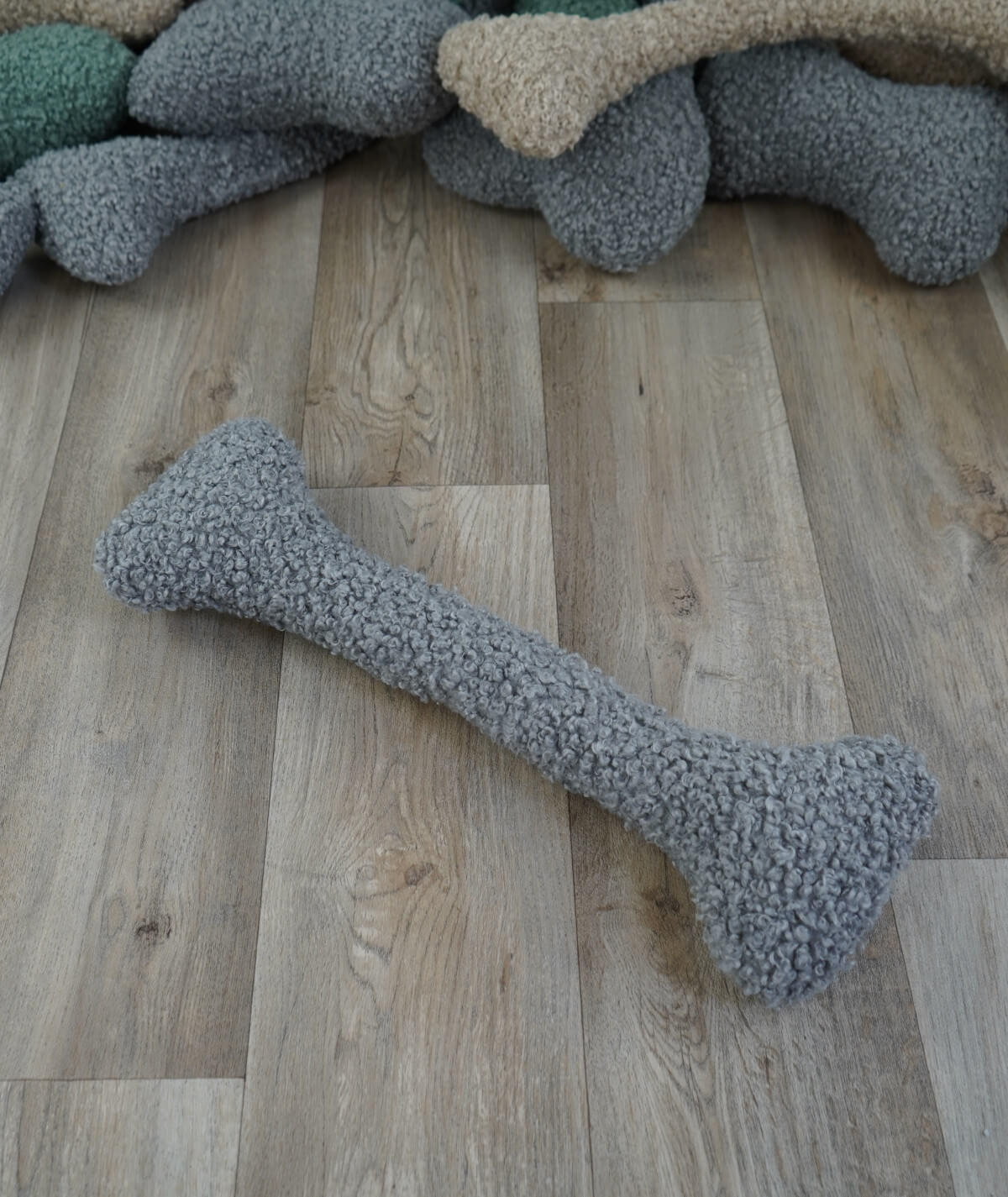 Toy Shake Bone