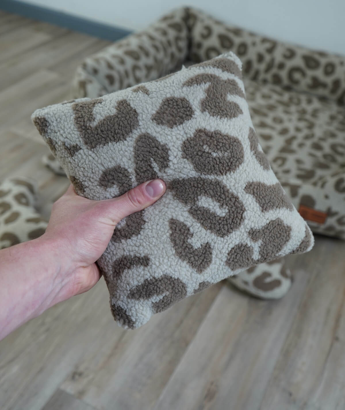 Kissen Hundespielzeug aus Teddy – robust, weich & waschbar