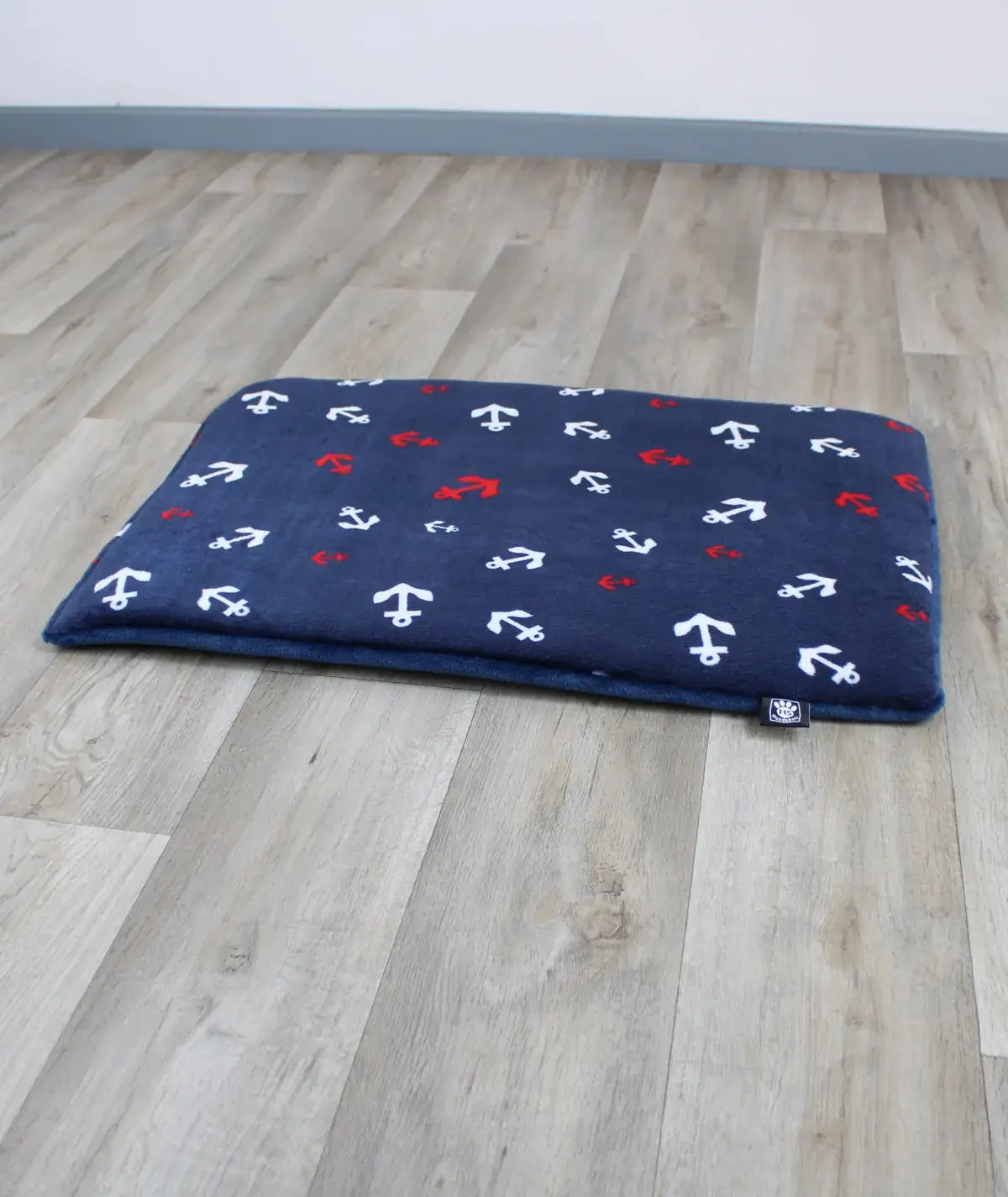 Hundedecke aus Motiv-Fleece mit Füllung – weich, gemütlich & waschbar