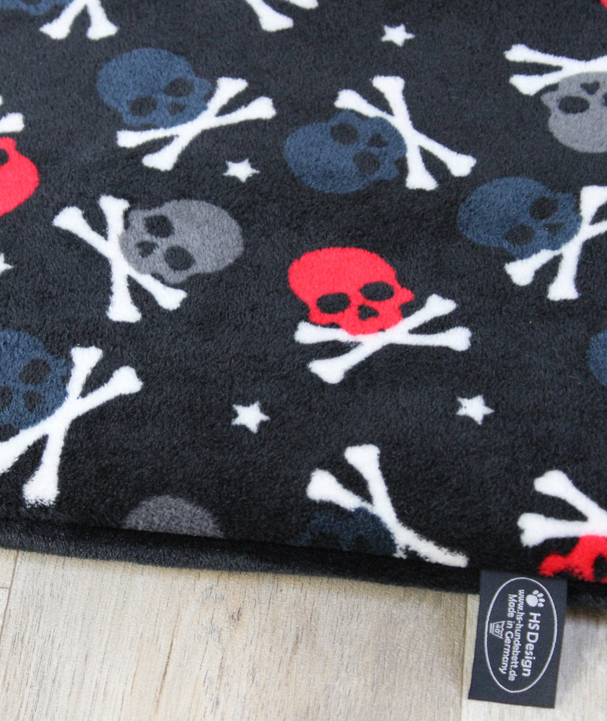 Totenkopfdecke mit Füllung